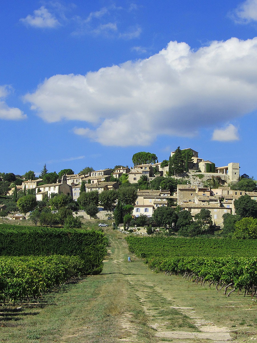 Village of Joucas in the Luberon, France