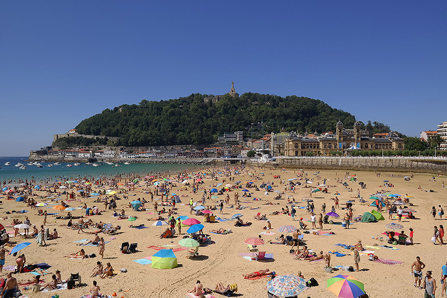Playa de la Concha, San Sebastián, Basque Coast, Spain