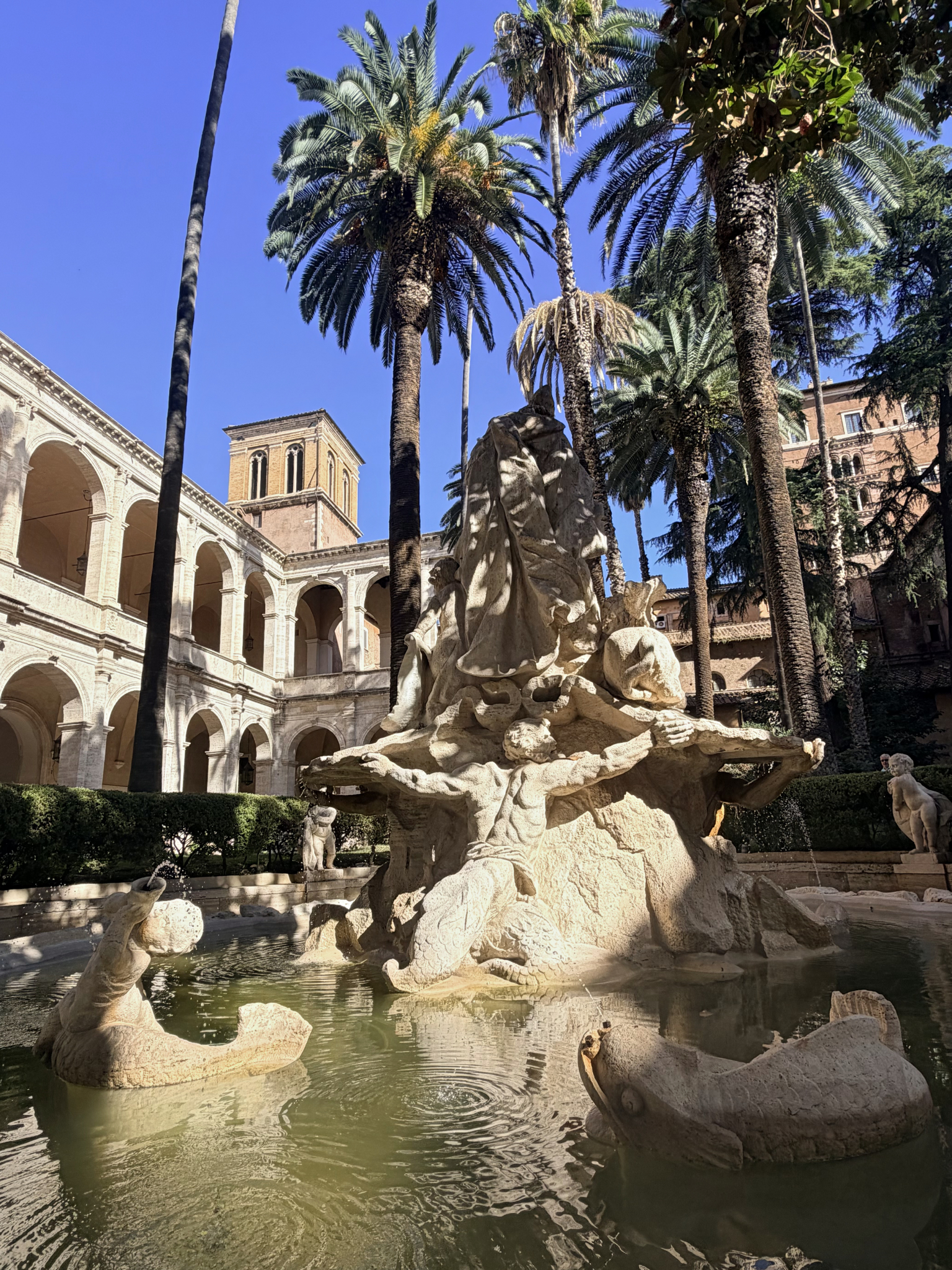 Garden oasis at Palazzo Venezia