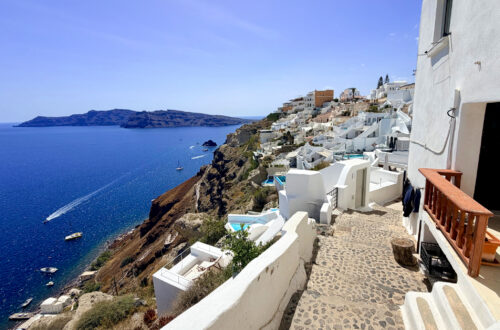 Quintessential views from Oia
